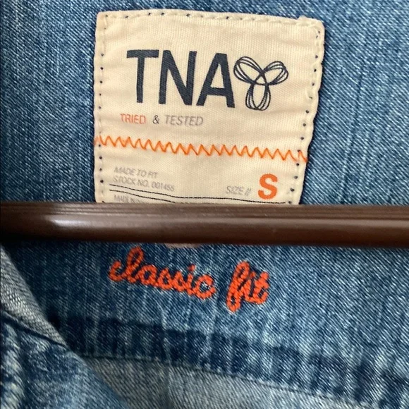 TNA Classic Blue Denim Shirt - Picture 2 of 4